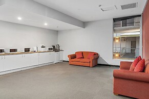 Stay at Alice Springs Hotel