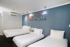 Stay at Alice Springs Hotel
