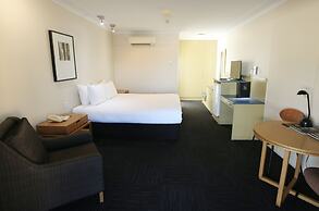 Stay at Alice Springs Hotel