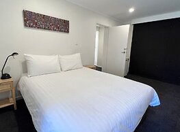 Stay at Alice Springs Hotel