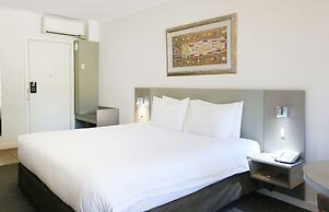 Stay at Alice Springs Hotel