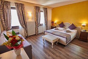 Lake Front Hotel Brenzone