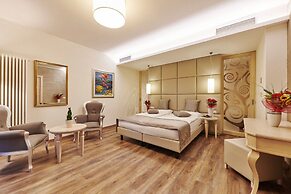 Lake Front Hotel Brenzone