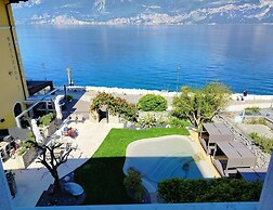 Lake Front Hotel Brenzone