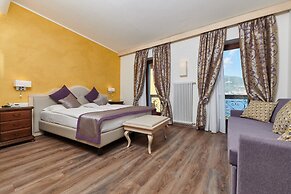 Lake Front Hotel Brenzone