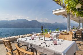 Lake Front Hotel Brenzone