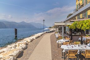 Lake Front Hotel Brenzone