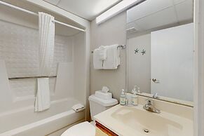 Ocean Park Resort by Vacasa