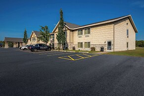 Rodeway Inn and Suites Tomahawk