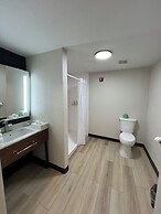 Wingate by Wyndham Dublin Near Claytor Lake State Park