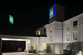 Wingate by Wyndham Dublin Near Claytor Lake State Park