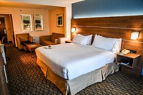 Holiday Inn Express Hotel & Suites Concord by IHG
