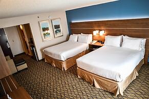 Holiday Inn Express Hotel & Suites Concord by IHG