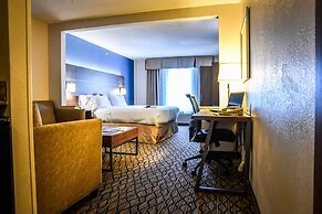 Holiday Inn Express Hotel & Suites Concord by IHG