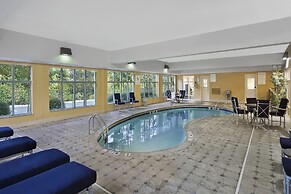 Holiday Inn Express Hotel & Suites Concord by IHG