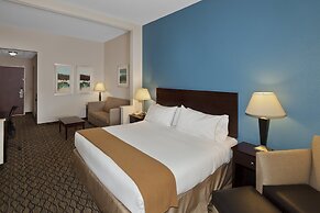 Holiday Inn Express Hotel & Suites Concord by IHG