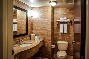 Holiday Inn Express Hotel & Suites Concord by IHG