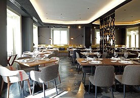 NH Collection Madrid Gran Vía