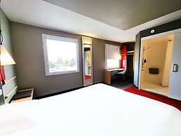 ibis Caen Porte De Bretagne