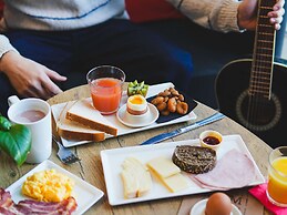 ibis Caen Porte De Bretagne