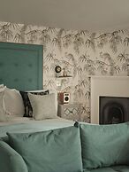 The Queensberry Hotel