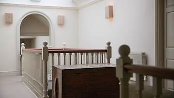 The Queensberry Hotel