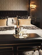 The Queensberry Hotel