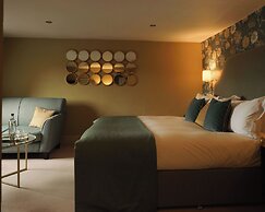 The Queensberry Hotel