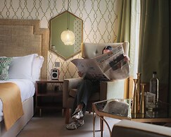 The Queensberry Hotel