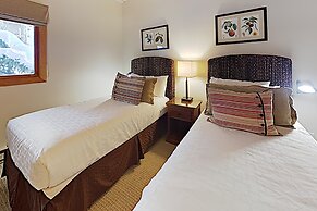 The Timberline Condominiums