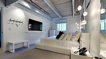 The Timberline Condominiums
