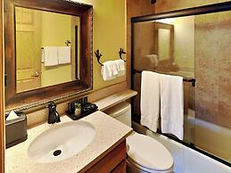 The Timberline Condominiums