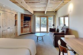 The Timberline Condominiums