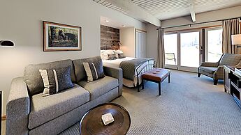 The Timberline Condominiums