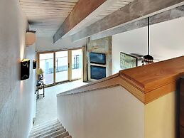 The Timberline Condominiums