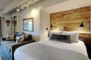 The Timberline Condominiums