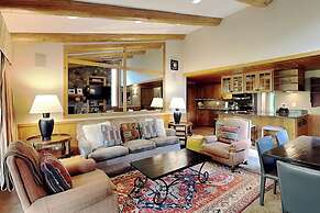 The Timberline Condominiums