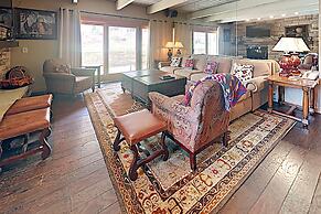 The Timberline Condominiums