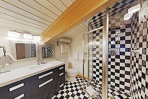 The Timberline Condominiums