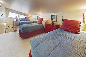 The Timberline Condominiums