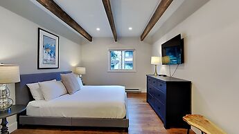 The Timberline Condominiums