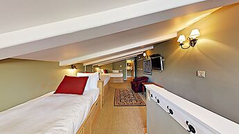 The Timberline Condominiums