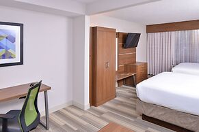 Holiday Inn Express Hotel & Suites Indianapolis Dtn-Conv Ctr by IHG