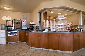 Super 8 by Wyndham Fort Nelson BC