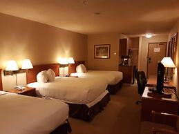 Super 8 by Wyndham Fort Nelson BC