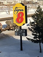 Super 8 by Wyndham Fort Nelson BC