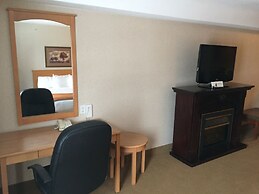 Super 8 by Wyndham Fort Nelson BC