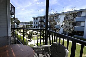 Lodestar Waterside Apartments