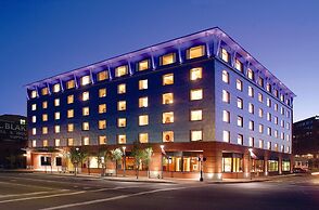 Hilton Garden Inn Portland Downtown Waterfront