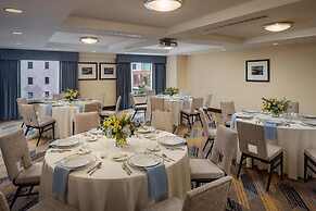 Hilton Garden Inn Portland Downtown Waterfront